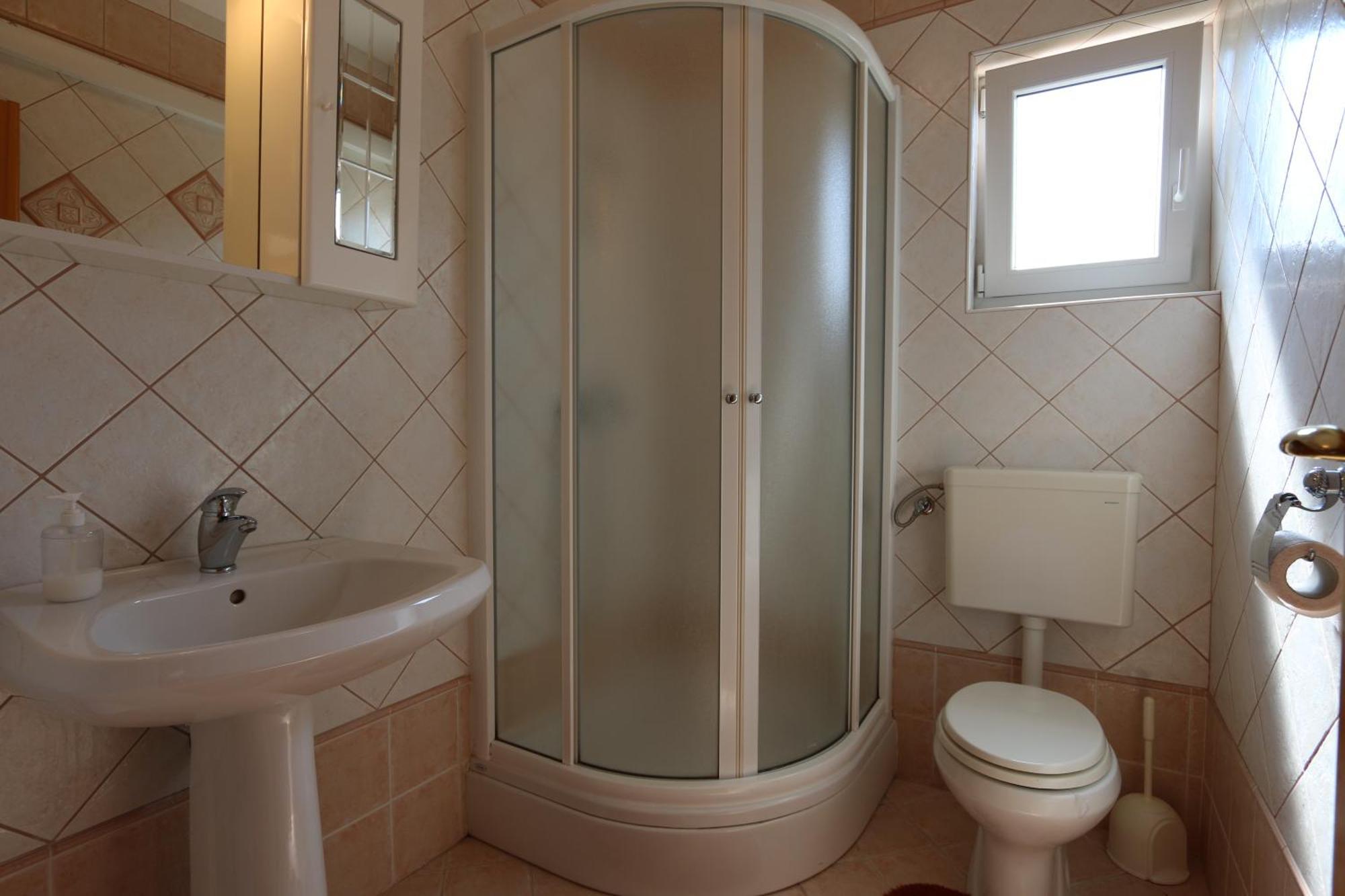 Apartment Hrastov Солине Екстериор снимка