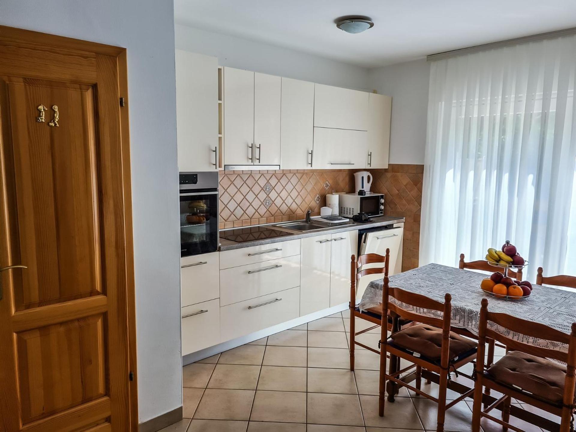 Apartment Hrastov Солине Екстериор снимка